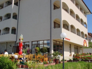 Family hotel Yuzhni noshti***, Sveti Vlas